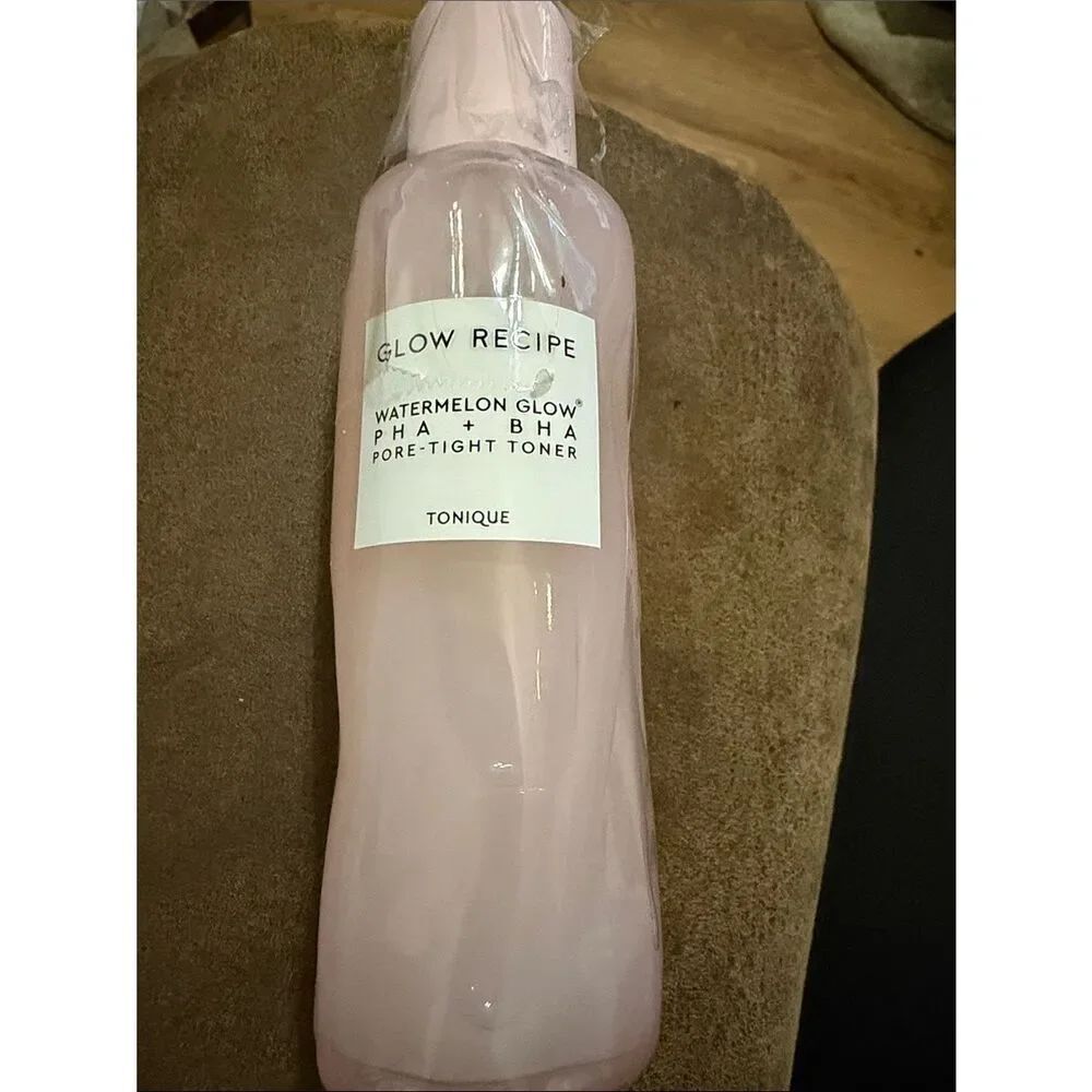 Glow Recipe Pink Watermelon Glow PHA + BHA Pore-Tight Toner